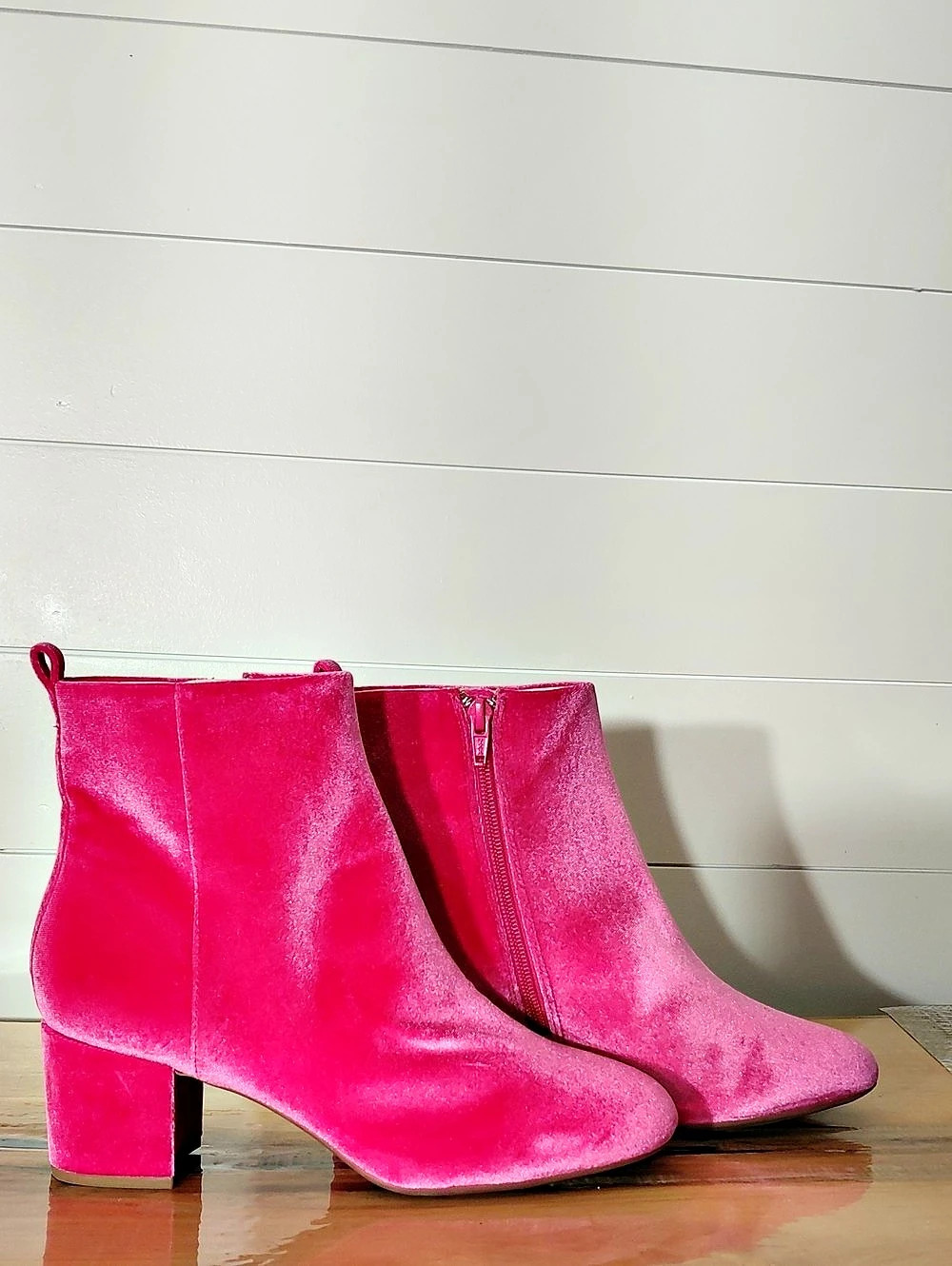 Gianni Bini Didier Velvet Platform Block Heel Booties Pink